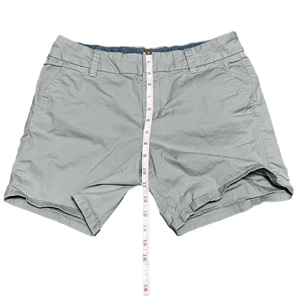 G.h. Bass & Co. Gray Shorts Women’s Size 6 - Picture 8 of 8